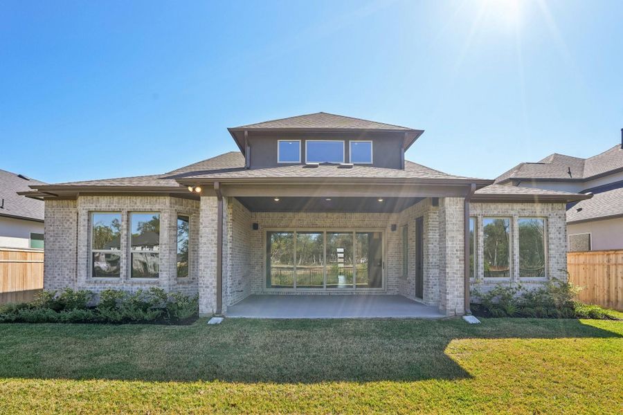 Exterior details and patio area of a home in , Missouri City (Image 20). Exterior details and patio area of a home in , Missouri City (Image 20).