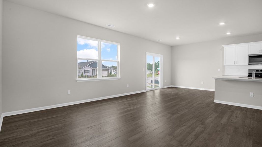 Spacious, unfurnished interior of a new home in The Reserve at Prestleigh, Wake Forest (Image 10).