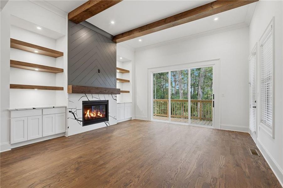 Spacious, unfurnished interior of a new home in , Buford (Image 33).