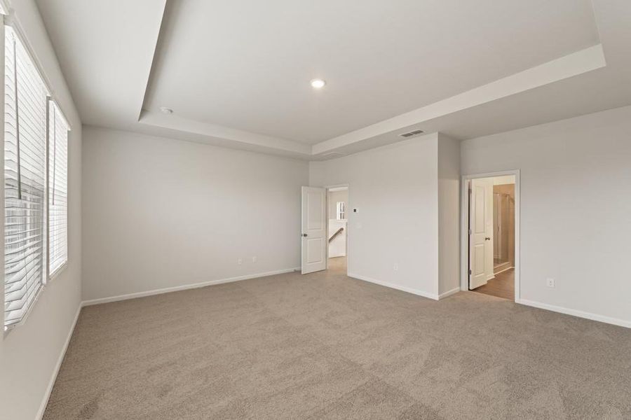 Spacious, unfurnished interior of a new home in Oakhurst Manor, McDonough (Image 19).