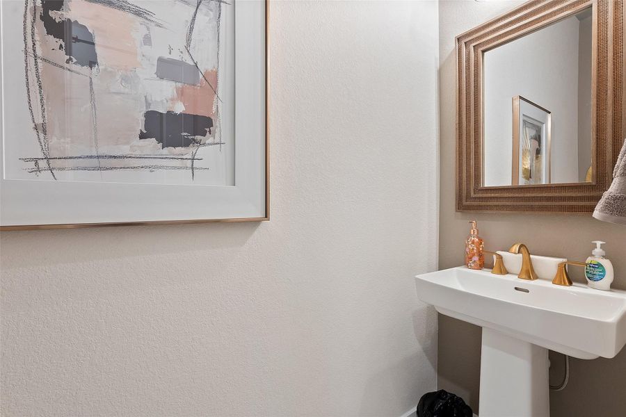 Representative images and renderings are for illustrative purposes. Actual structural options and design finishes of home may vary. Representative images and renderings are for illustrative purposes. Actual structural options and design finishes of home may vary.