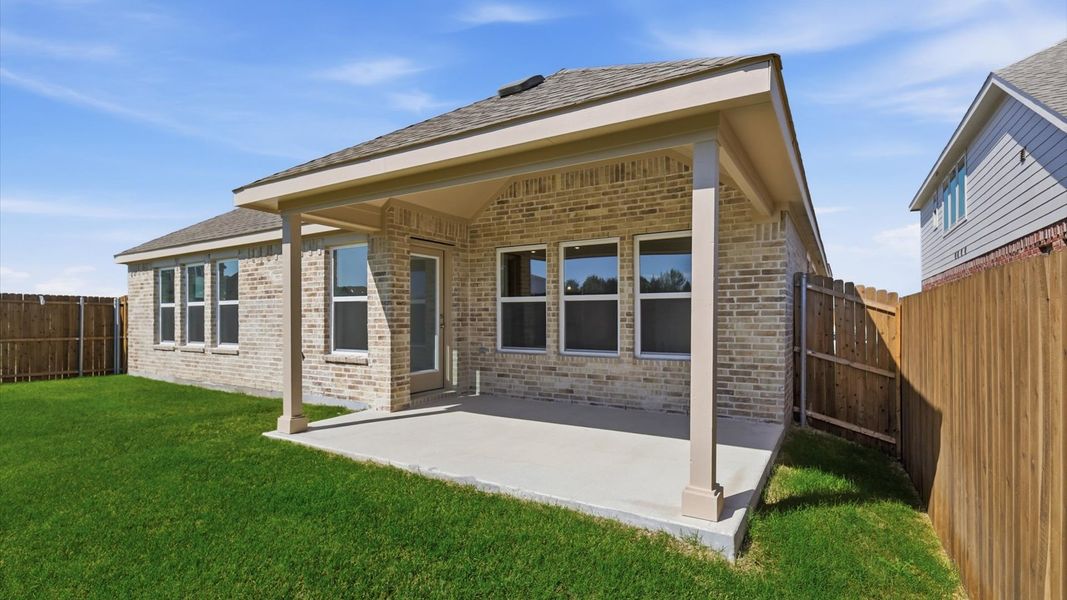 Exterior details and patio area of a home in Churchill, Anna (Image 22).