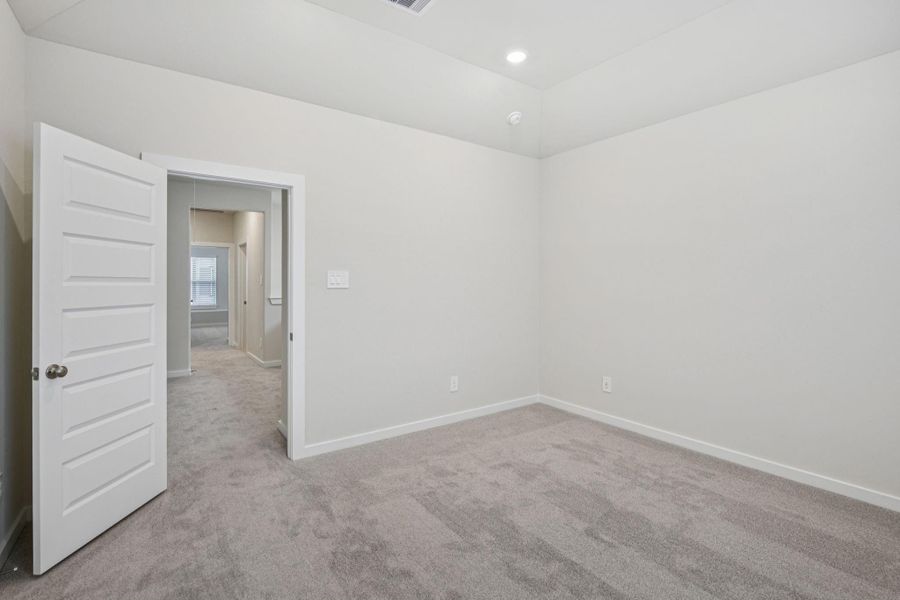 Spacious, unfurnished interior of a new home in Spring Brook Village - City Series, Houston (Image 19). Spacious, unfurnished interior of a new home in Spring Brook Village - City Series, Houston (Image 19).