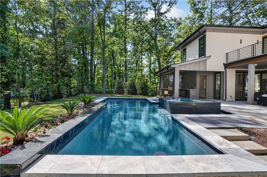 Exterior details and patio area of a home in , Alpharetta (Image 43).