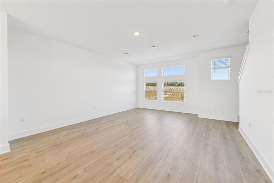 Spacious, unfurnished interior of a new home in Parkview at Hamlin, Winter Garden (Image 19). Spacious, unfurnished interior of a new home in Parkview at Hamlin, Winter Garden (Image 19).