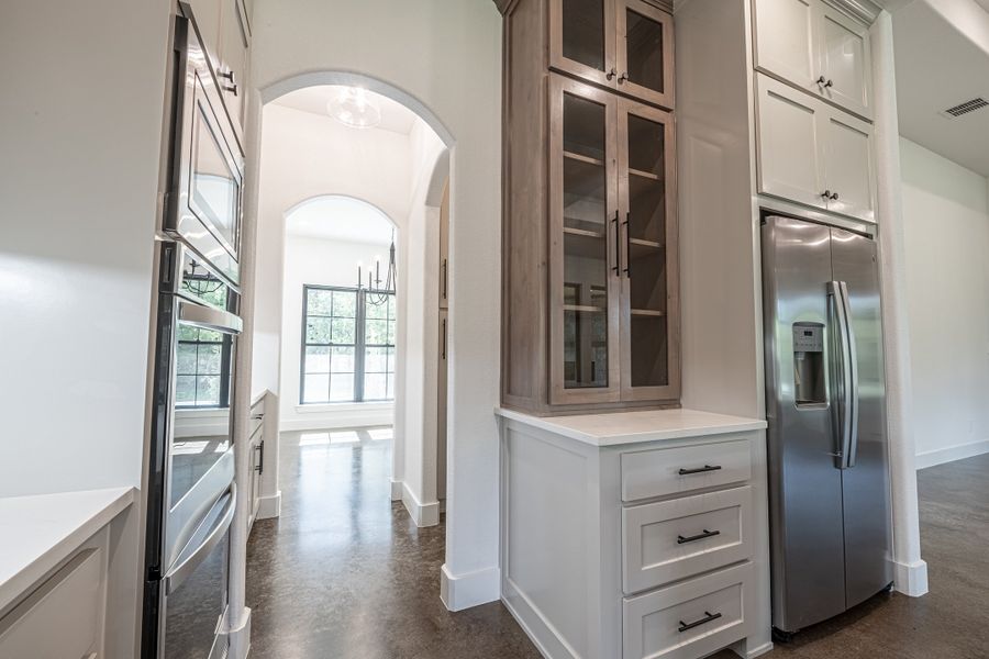 Furnished interior view inside a new home in Eagles Bluff, Weatherford (Image 7).