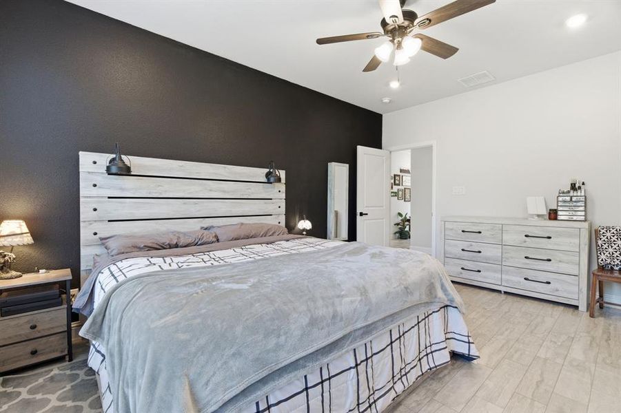 Furnished interior view inside a new home in , Granbury (Image 23).