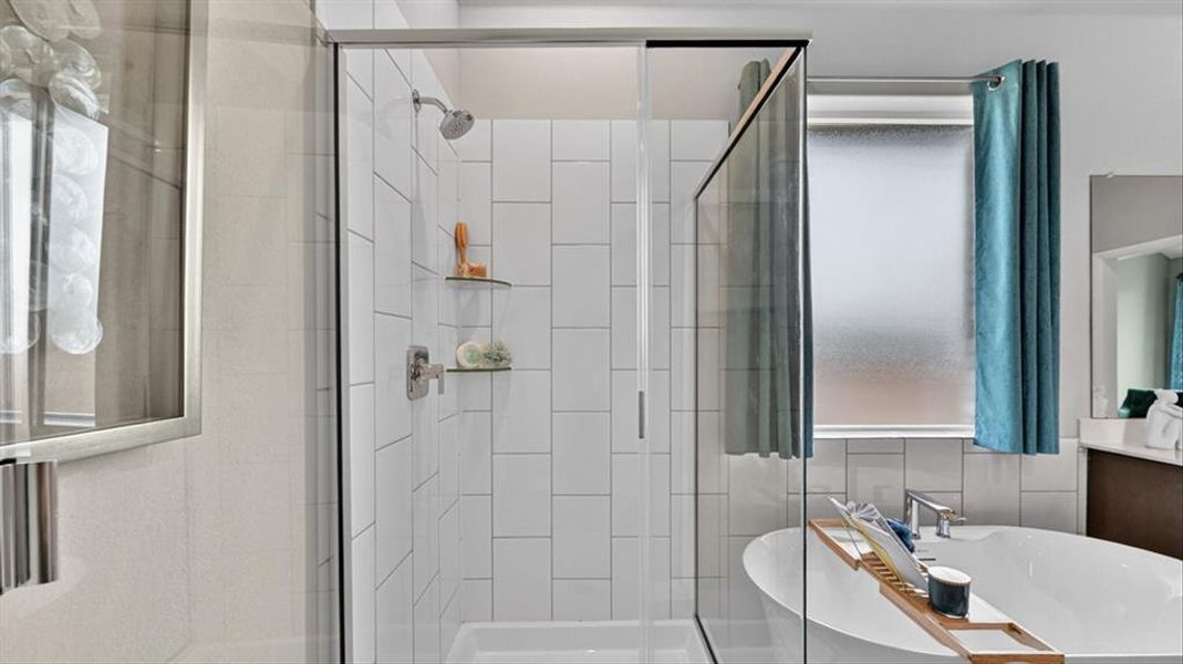 Furnished interior view inside a new home in Lakeview Pointe, Grand Prairie (Image 27).