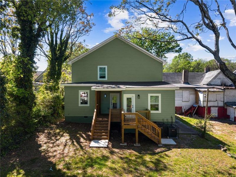 Exterior details and patio area of a home in , Atlanta (Image 4).