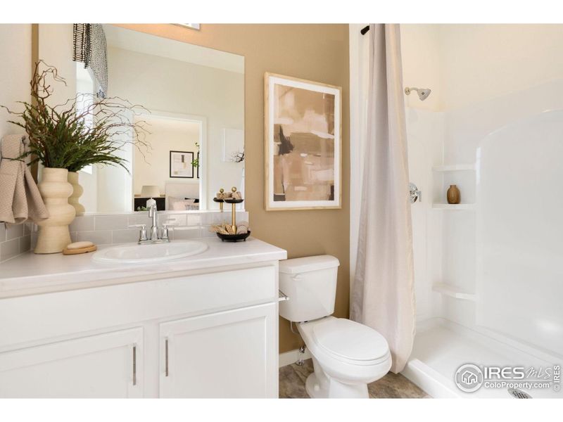 Stock photo, may contain additional upgrades