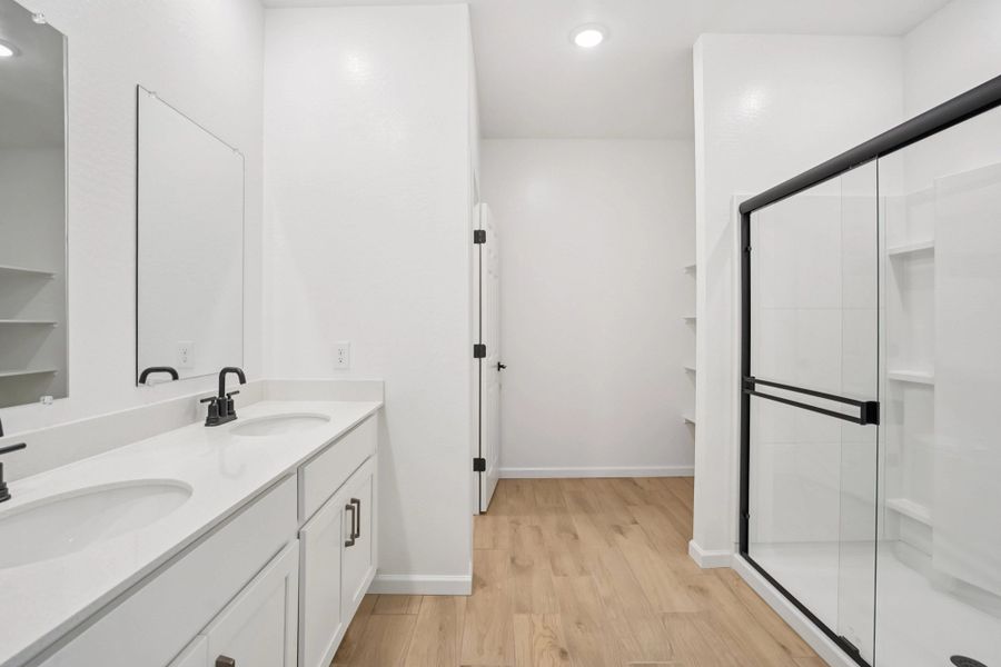 Representative images and renderings are for illustrative purposes. Actual structural options and design finishes of home may vary. Representative images and renderings are for illustrative purposes. Actual structural options and design finishes of home may vary.