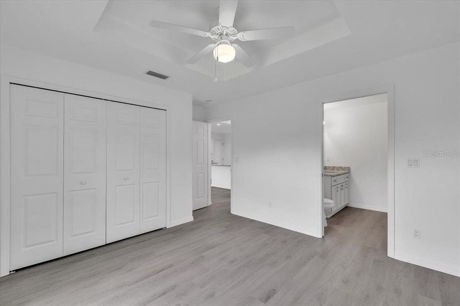 Spacious, unfurnished interior of a new home in , Punta Gorda (Image 15).