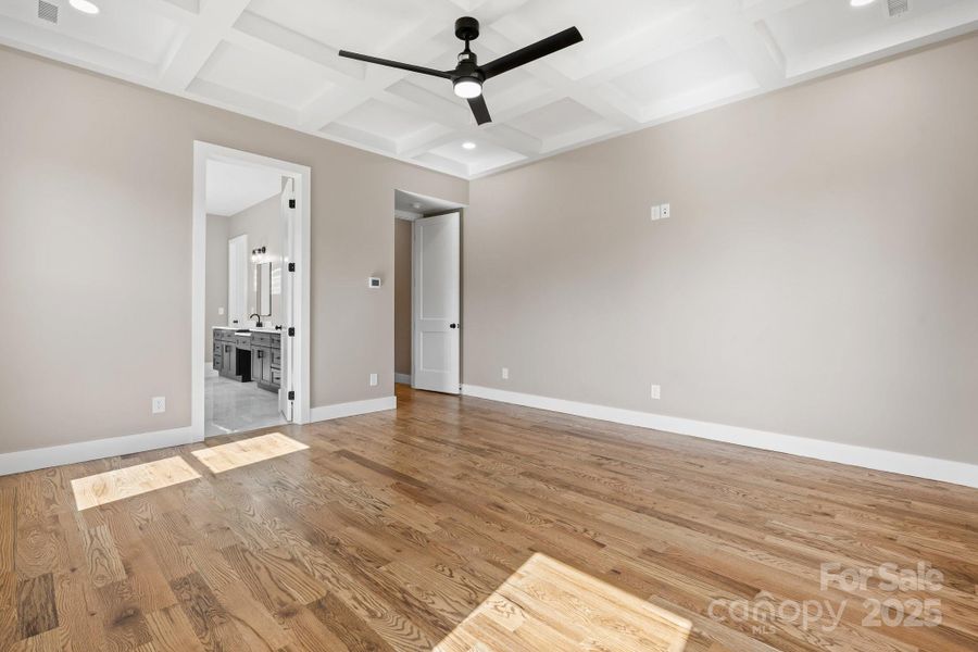 Spacious, unfurnished interior of a new home in , Hickory (Image 39).