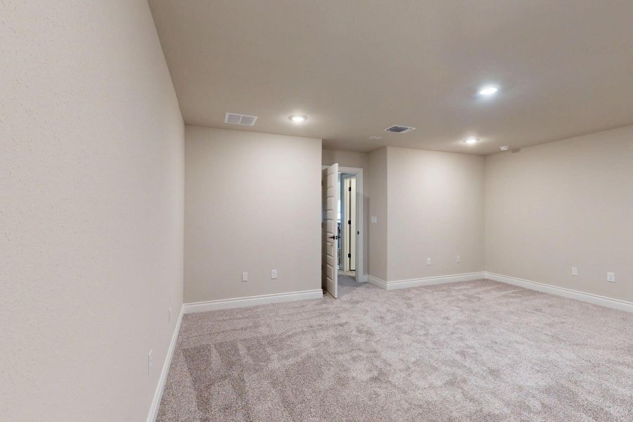 Spacious, unfurnished interior of a new home in Edgewood, Leander (Image 34). Spacious, unfurnished interior of a new home in Edgewood, Leander (Image 34).