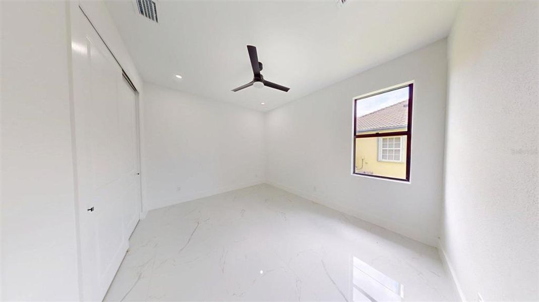 Spacious, unfurnished interior of a new home in , Punta Gorda (Image 47).