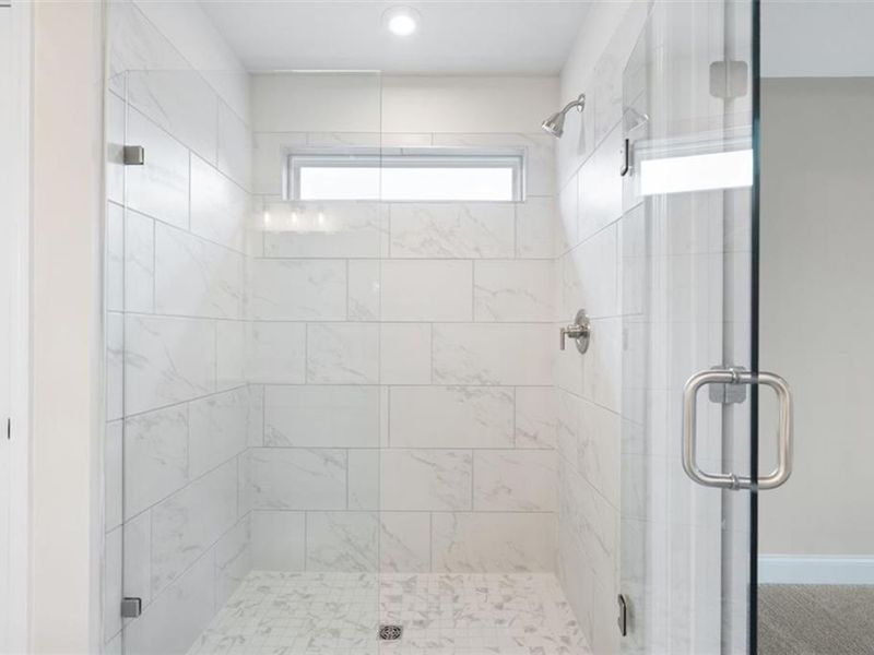 Image 40 of a home in Wehunt Meadows.