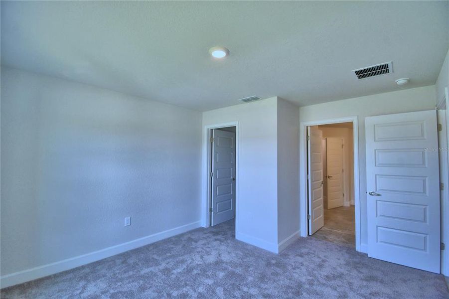 Spacious, unfurnished interior of a new home in Cadence Crossing, Auburndale (Image 33).