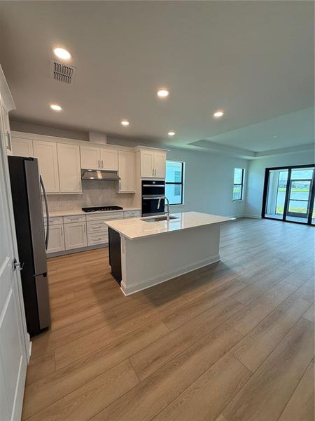 Furnished interior view inside a new home in , Apollo Beach (Image 5).