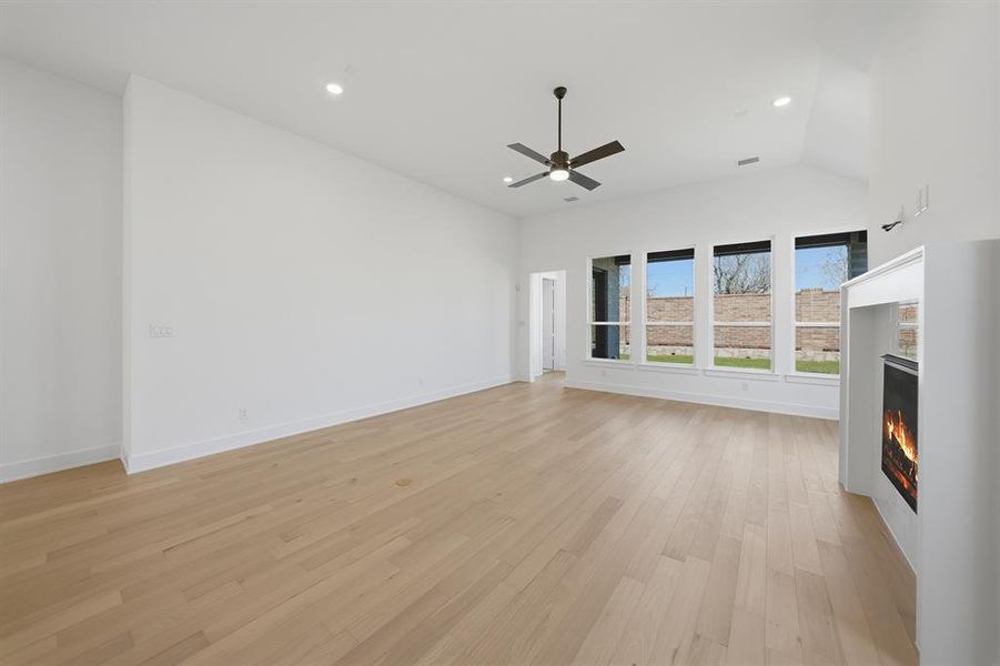 Spacious, unfurnished interior of a new home in Devonshire, Forney (Image 23).
