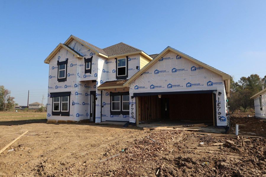 Two story home with 4 beds, 3.5 baths, and 2 car garage Two story home with 4 beds, 3.5 baths, and 2 car garage