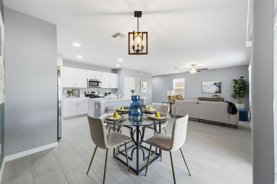 Furnished interior view inside a new home in , Plant City (Image 16).
