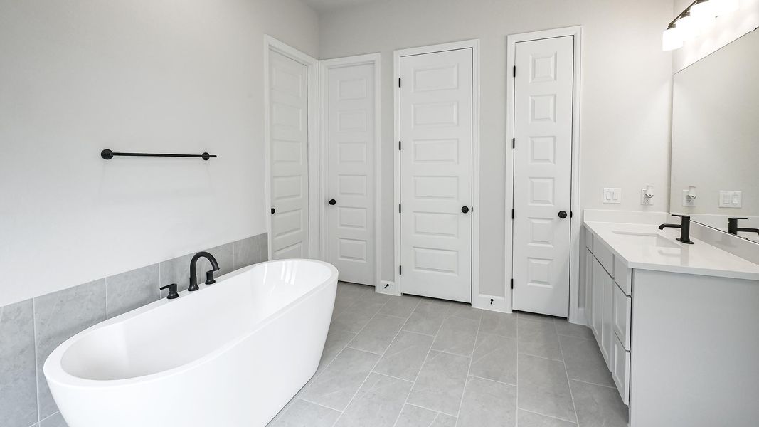 Furnished interior view inside a new home in Juniper Springs, Lockhart (Image 11).