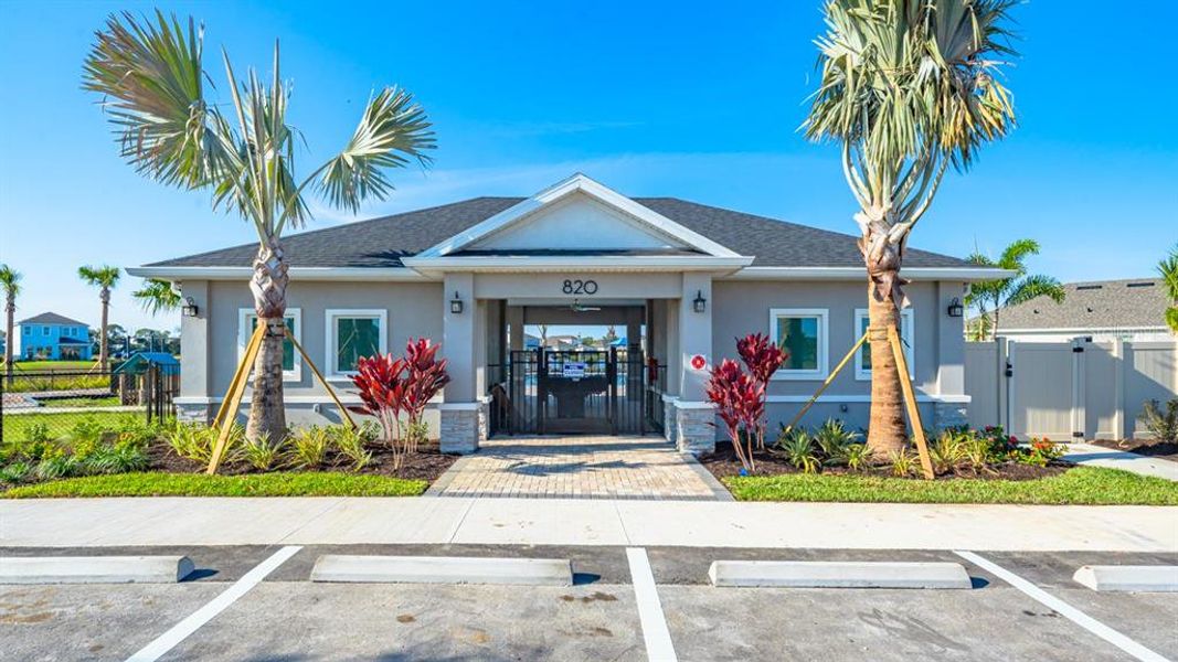 Community amenities in Indigo Creek, Apollo Beach (Image 71).