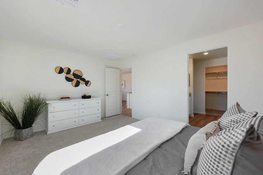 Furnished interior view inside a new home in Cross Creek Ranch, Coolidge (Image 10).