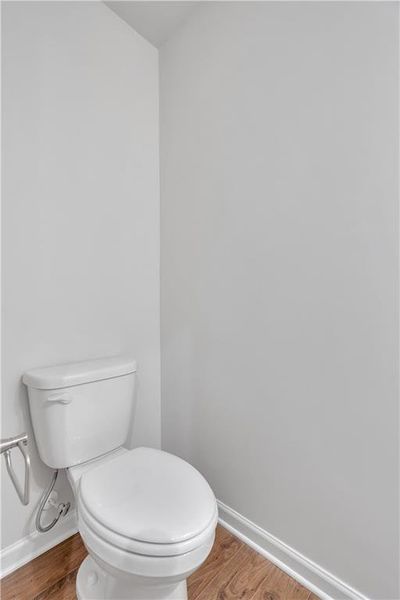 Image 30 of a home in Village Green. Image 30 of a home in Village Green.