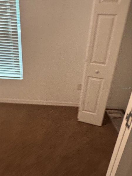 Spacious, unfurnished interior of a new home in , Deland (Image 9).