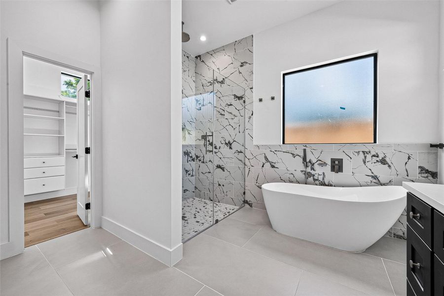 Separate tub Separate tub