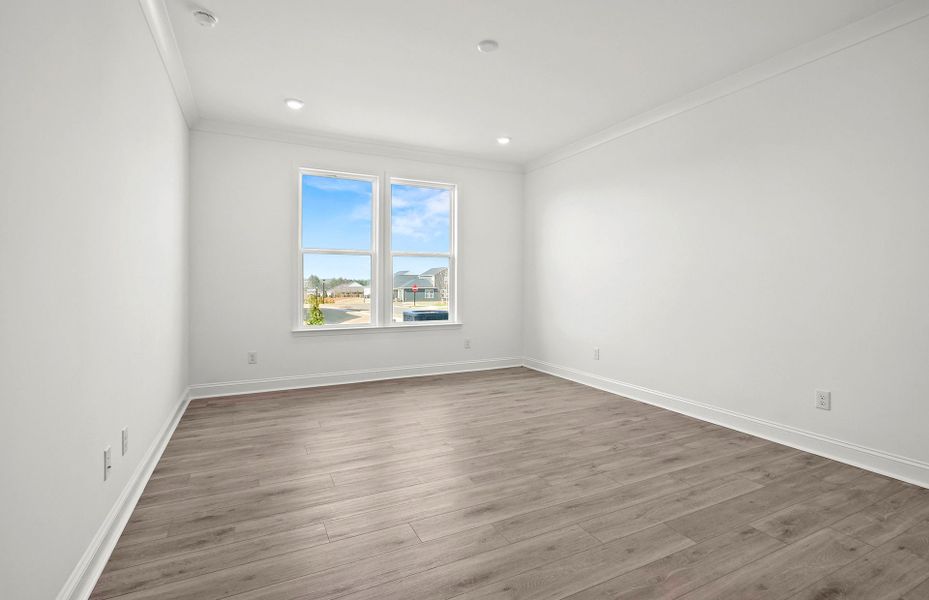 Spacious, unfurnished interior of a new home in Carolina Riverside, Belmont (Image 37).