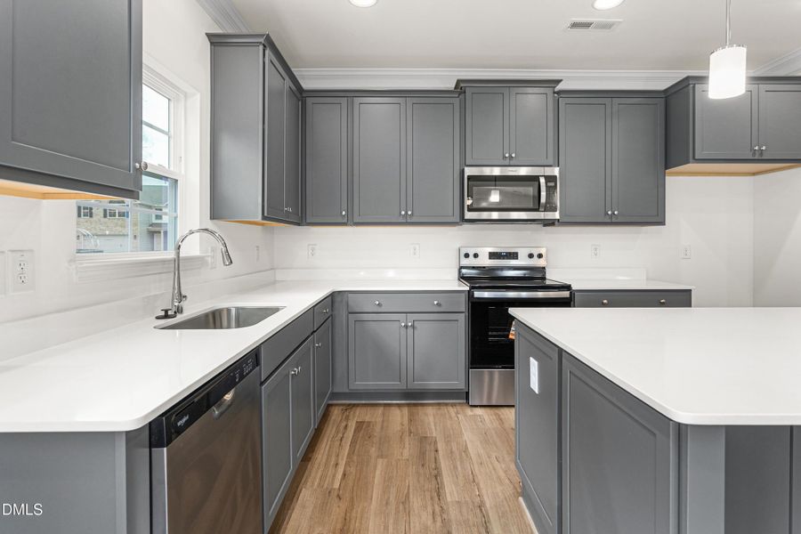 1938 Darrell Drive-11