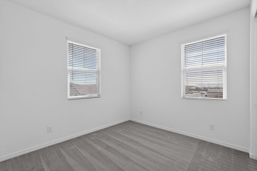 Spacious, unfurnished interior of a new home in Parkside, Avondale (Image 19).
