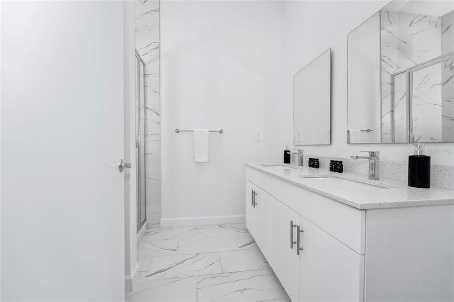 Furnished interior view inside a new home in , Davenport (Image 26).