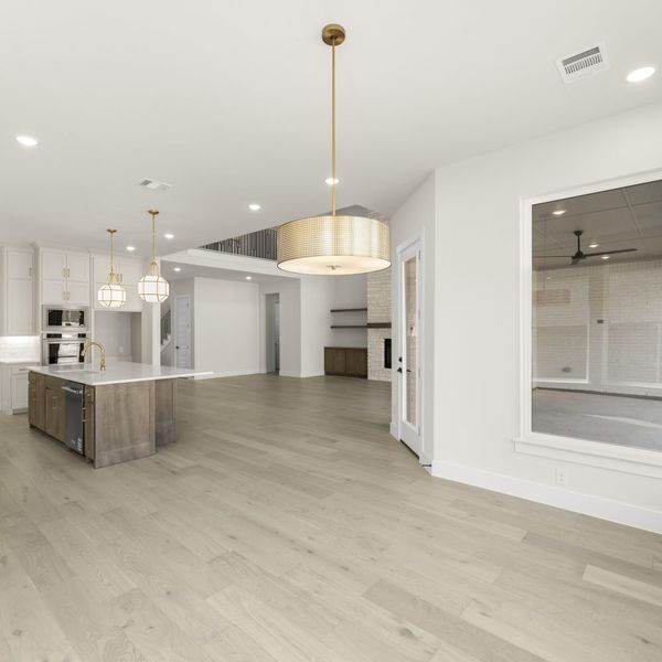 Spacious, unfurnished interior of a new home in StarView, Prosper (Image 78).