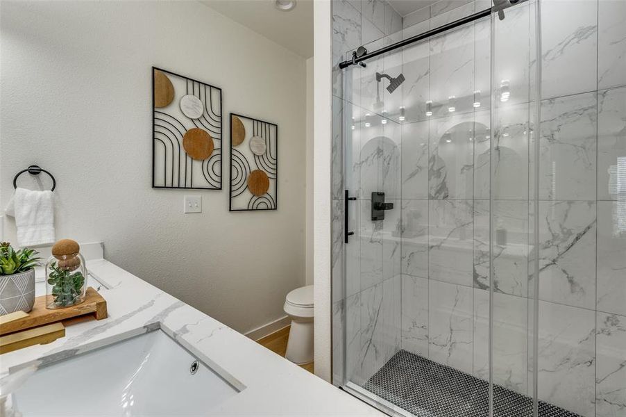 These photos are of 504 S OConnor. Please note that the buyer can make selections for items such as cabinets, faucets, tile, countertops, and other finishes. These photos are of 504 S OConnor. Please note that the buyer can make selections for items such as cabinets, faucets, tile, countertops, and other finishes.