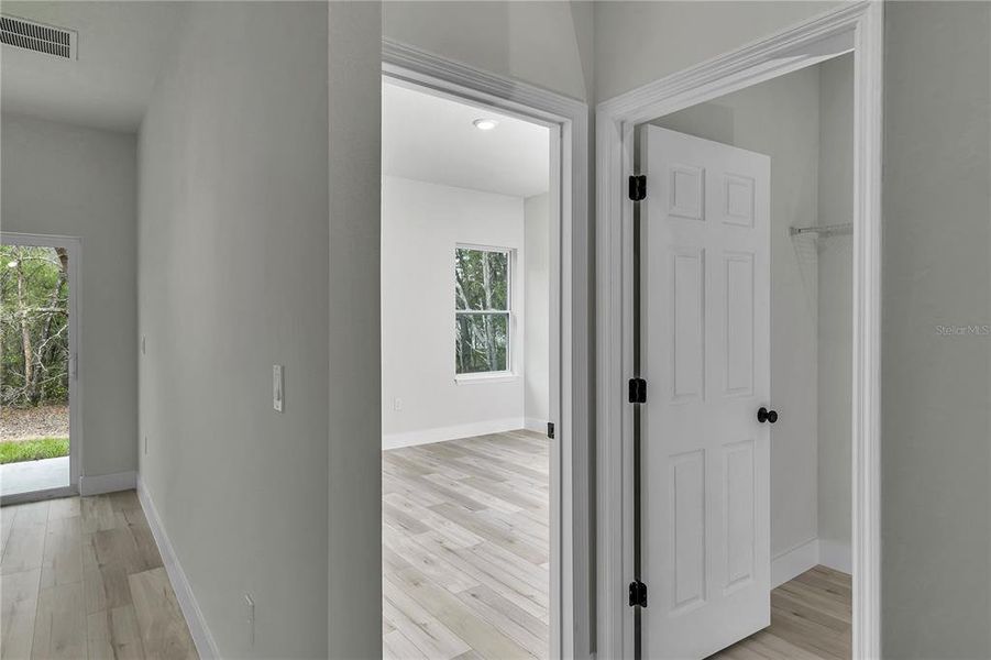 Spacious, unfurnished interior of a new home in , Citrus Springs (Image 18). Spacious, unfurnished interior of a new home in , Citrus Springs (Image 18).