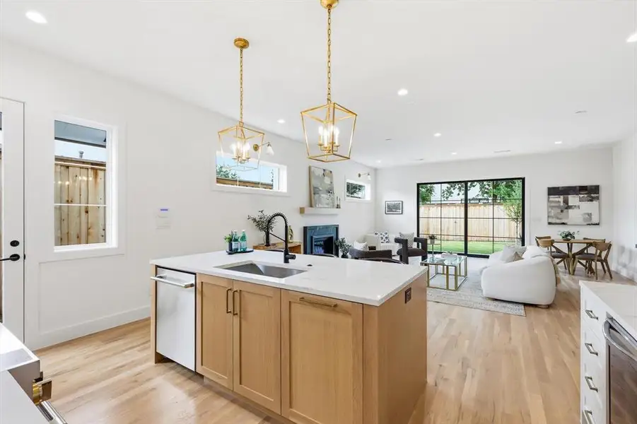 Furnished interior view inside a new home in , Dallas (Image 8).