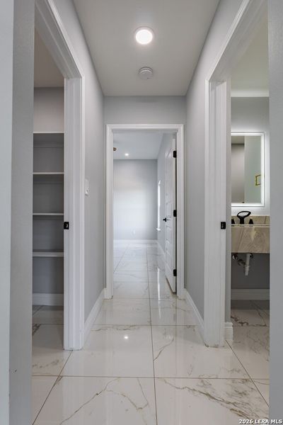Spacious, unfurnished interior of a new home in , Harlingen (Image 42).