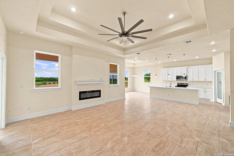 Spacious, unfurnished interior of a new home in , Pleasanton (Image 28).