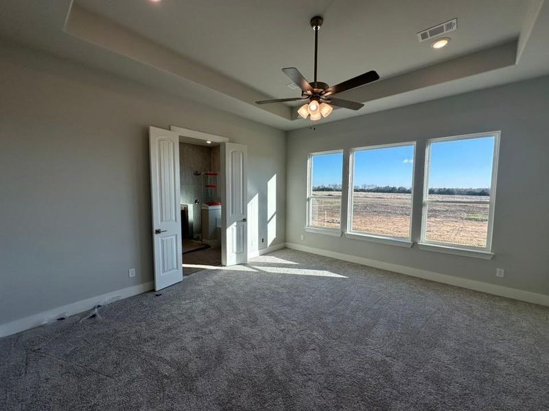 Spacious, unfurnished interior of a new home in Fannin Ranch, Leonard (Image 6).
