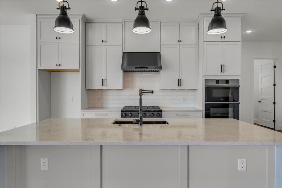 Furnished interior view inside a new home in , Briggs (Image 25).