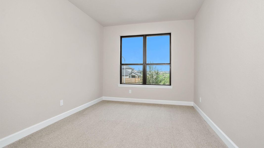 Spacious, unfurnished interior of a new home in Candela, Richmond (Image 14).