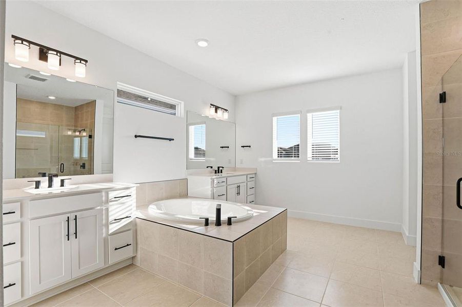 Furnished interior view inside a new home in Vida's Way, Wesley Chapel (Image 18).