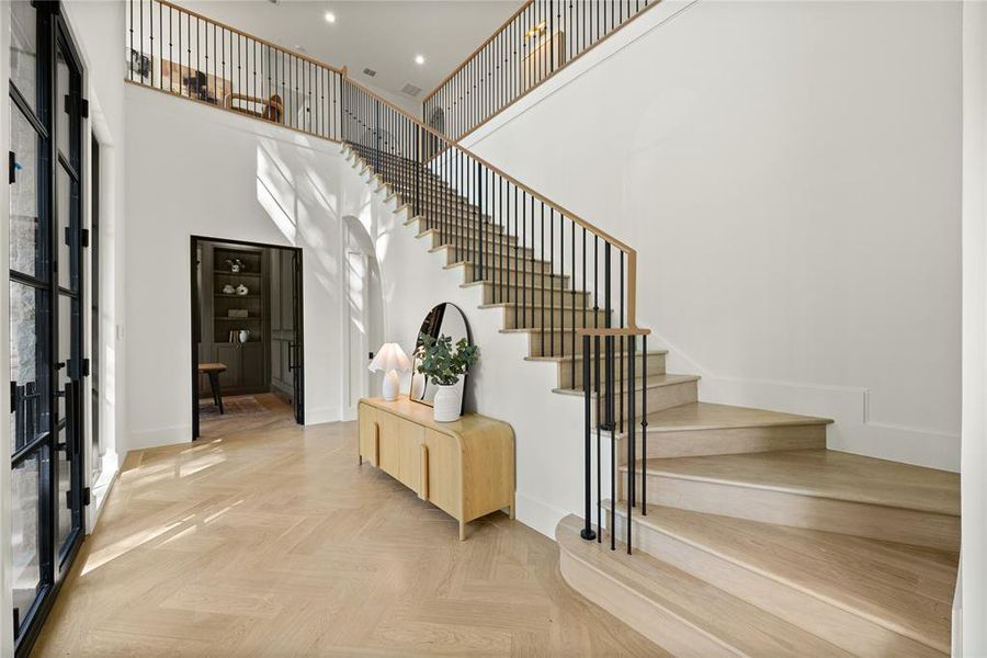 Furnished interior view inside a new home in , Dallas (Image 5).
