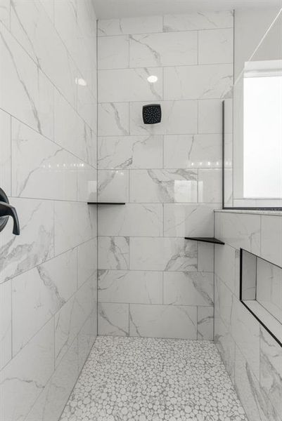 Close-up of interior finishes inside a home in , Weeki Wachee (Image 24).