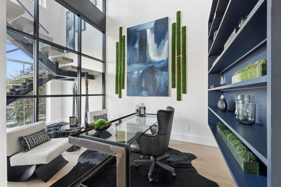 Furnished interior view inside a new home in , Southlake (Image 8).