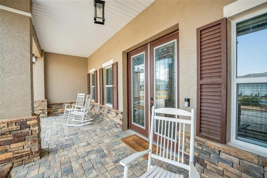 Exterior details and patio area of a home in , Ocala (Image 25).