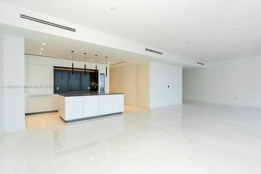 Image 41 of a home in Aston Martin Residences.